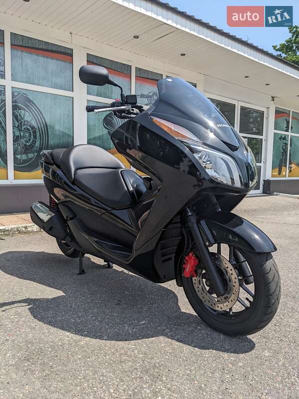 Honda Forza 250 2013