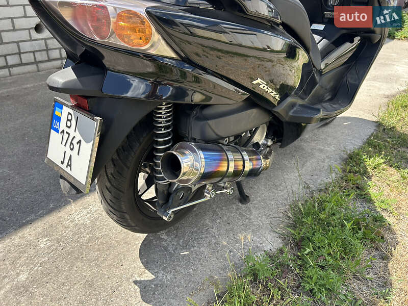 Максі-скутер Honda Forza 250 2011 в Кременчуці