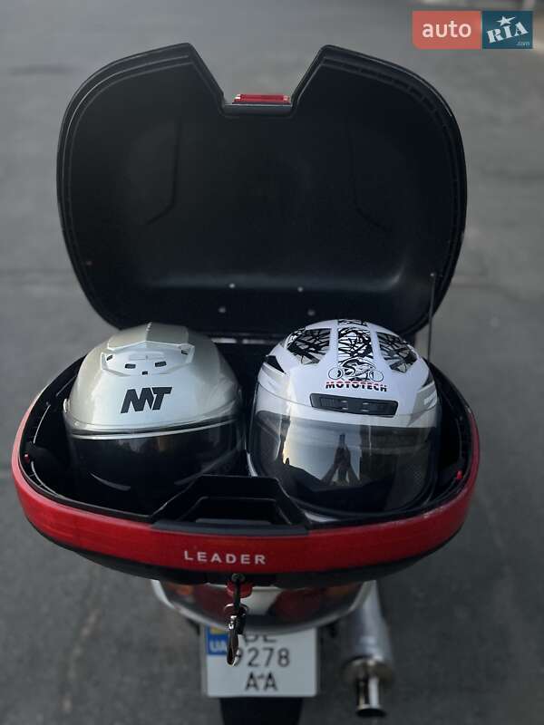 Максі-скутер Honda Forza 250 2003 в Миколаєві