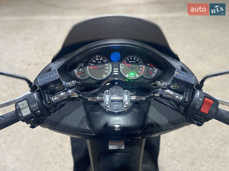 Максі-скутер Honda Forza 250 2008 в Києві