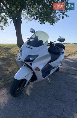 Макси-скутер Honda Forza 250 2003 в Лубнах