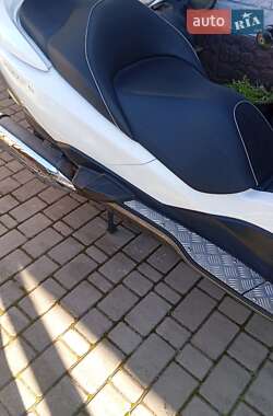 Макси-скутер Honda Forza 250 2011 в 
