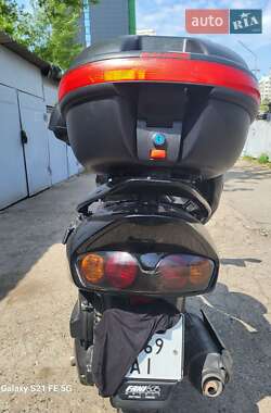 Макси-скутер Honda Forza MF06 2001 в 