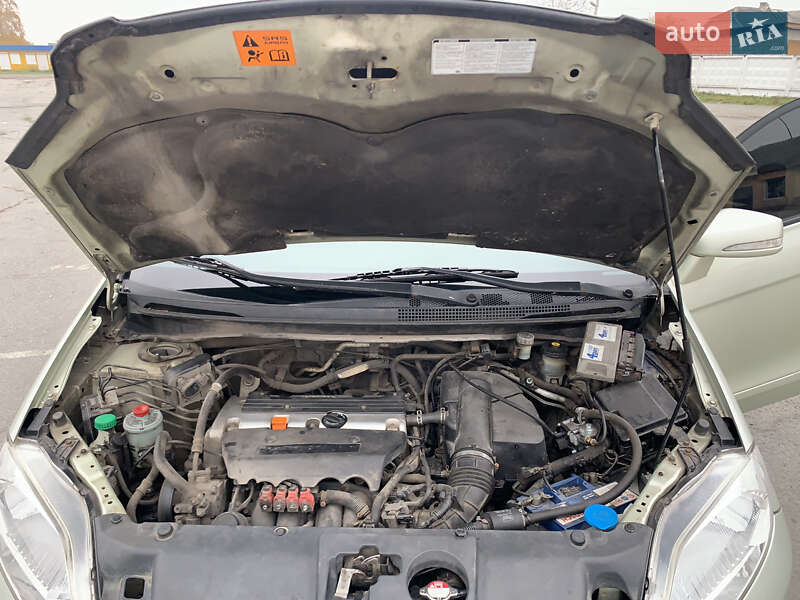 Микровэн Honda FR-V 2005 в Звягеле фото 9 Микровэн Honda FR-V 2005 в Звягеле