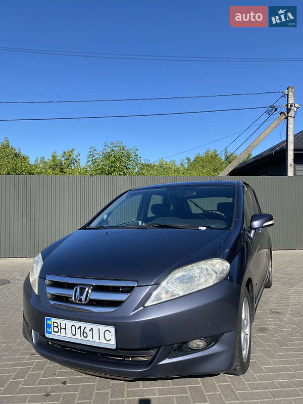 Honda FR-V 2005