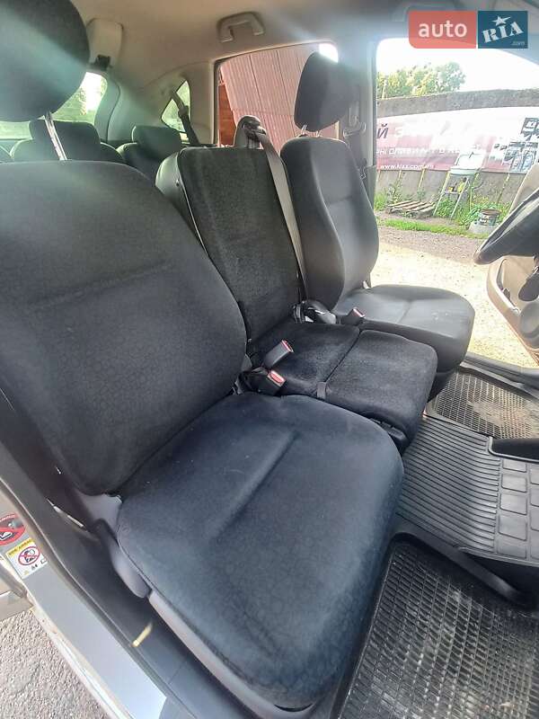 Микровэн Honda FR-V 2005 в Чернигове