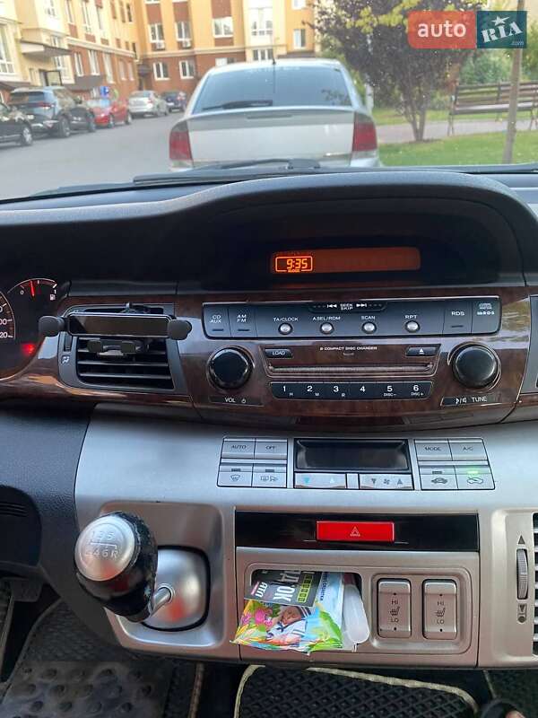 Микровэн Honda FR-V 2005 в Киеве фото 12 Микровэн Honda FR-V 2005 в Киеве