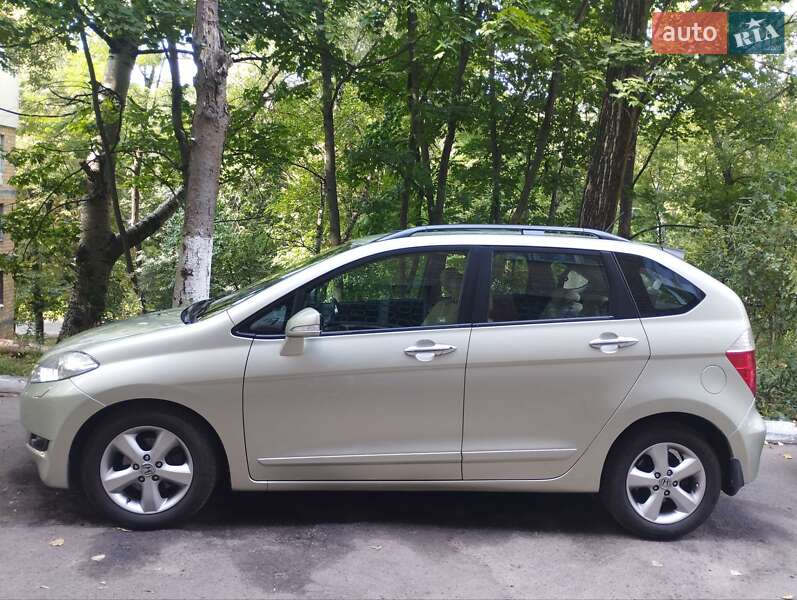Микровэн Honda FR-V 2005 в Киеве фото 33 Микровэн Honda FR-V 2005 в Киеве