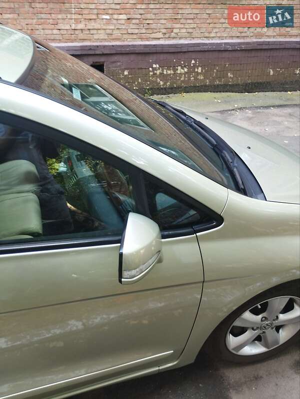 Микровэн Honda FR-V 2005 в Киеве фото 37 Микровэн Honda FR-V 2005 в Киеве