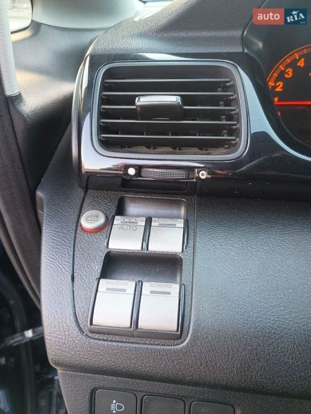 Микровэн Honda FR-V 2006 в Каменец-Подольском