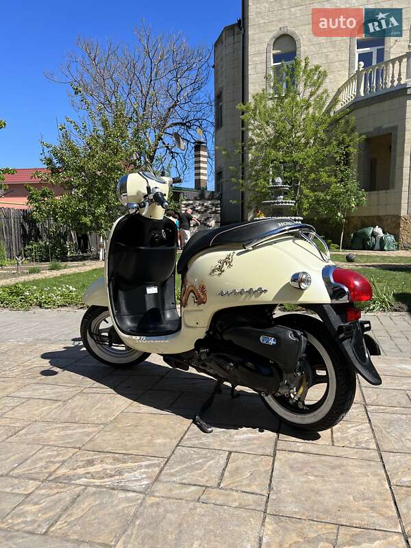 Скутер ретро Honda Giorno AF-24 2016 в Одесі