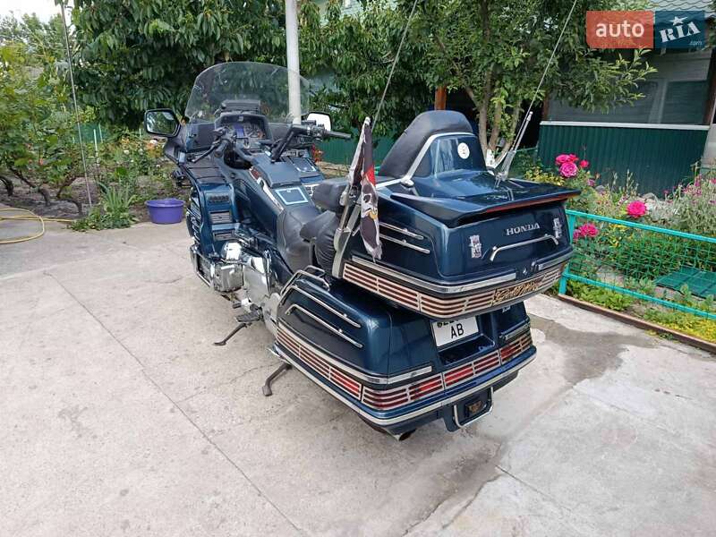 Мотоцикл Спорт-туризм Honda GL 1500 Gold Wing 1989 в Новых Санжарах