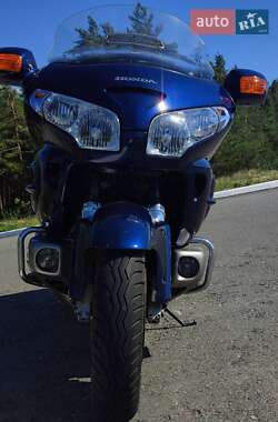 Мотоцикл Круізер Honda GL 1800 Gold Wing Tour 2006 в Остер