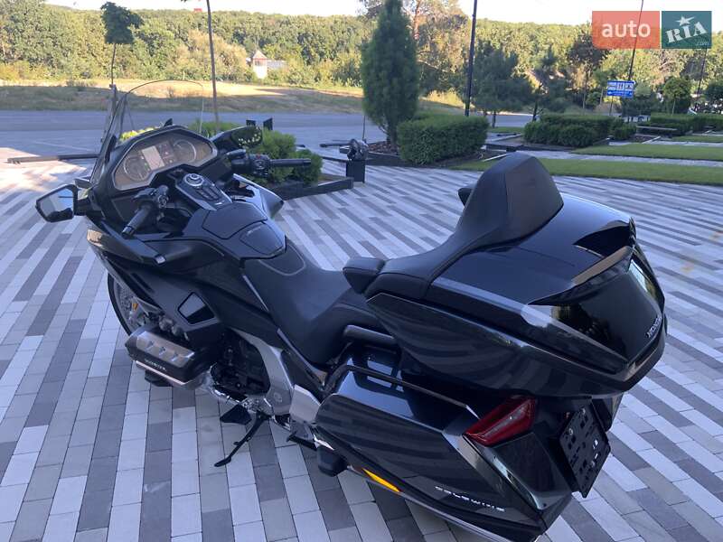 Мотоцикл Круизер Honda GL 1800 Gold Wing Tour 2021 в Ужгороде фото 16 Мотоцикл Круизер Honda GL 1800 Gold Wing Tour 2021 в Ужгороде