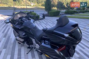 Мотоцикл Круизер Honda GL 1800 Gold Wing Tour 2021 в  фото 16 Мотоцикл Круизер Honda GL 1800 Gold Wing Tour 2021 в