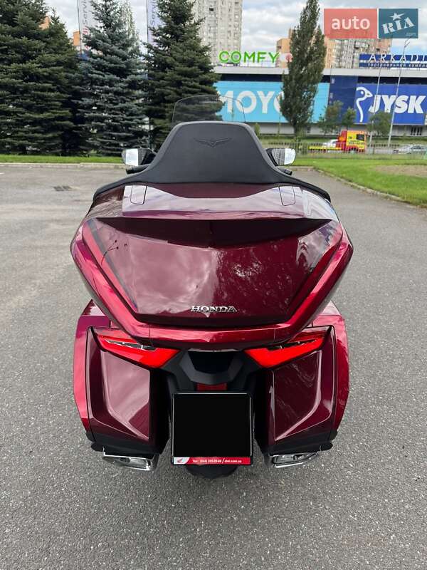 Мотоцикл Туризм Honda GL 1800 Gold Wing Tour 2024 в Киеве фото 18 Мотоцикл Туризм Honda GL 1800 Gold Wing Tour 2024 в Киеве