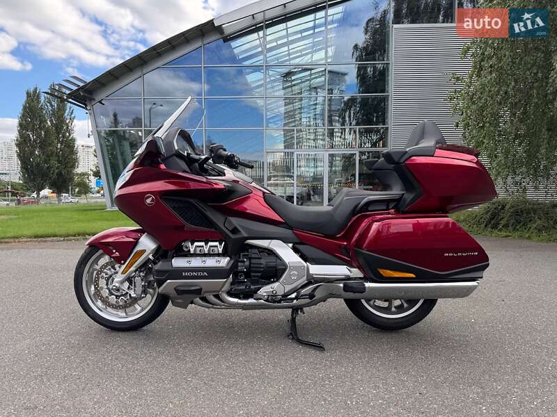 Мотоцикл Туризм Honda GL 1800 Gold Wing Tour 2024 в Киеве фото 20 Мотоцикл Туризм Honda GL 1800 Gold Wing Tour 2024 в Киеве