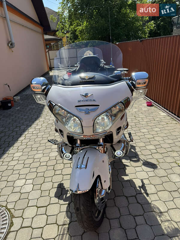 Мотоцикл Туризм Honda GL 1800 Gold Wing Tour 2009 в Володимирі