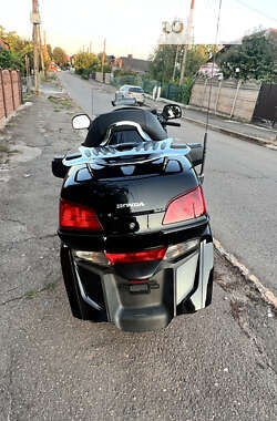 Мотоцикл Круизер Honda GL 1800 Gold Wing 2012 в 