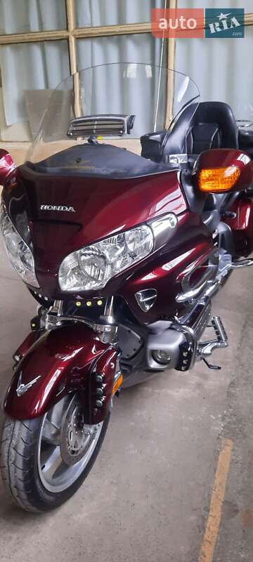 Мотоцикл Туризм Honda GL 1800 Gold Wing 2006 в Днепре