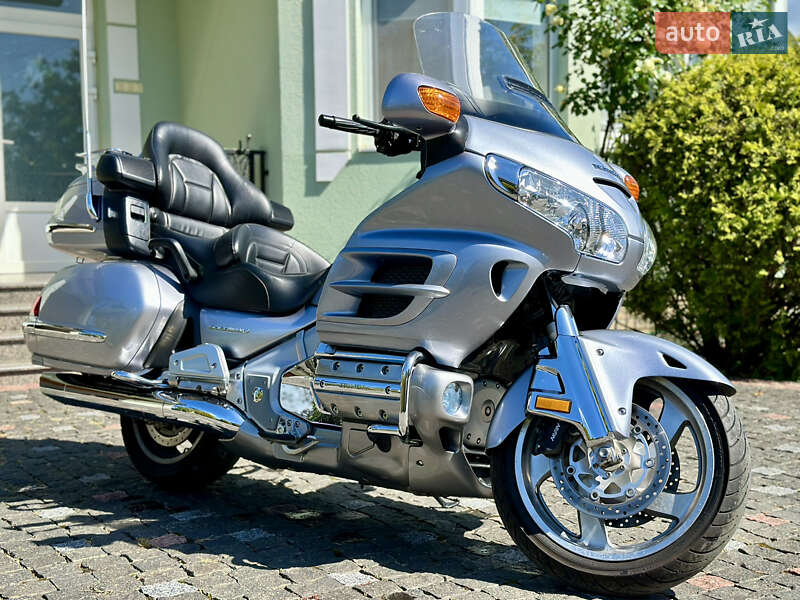 Мотоцикл Круизер Honda GL 1800 Gold Wing 2009 в 