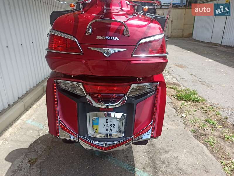 Мотоцикл Туризм Honda GL 1800 Gold Wing 2013 в Одесі