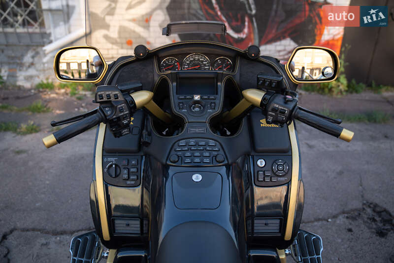 Трайк Honda GL 1800 Gold Wing 2008 в Киеве фото 10 Трайк Honda GL 1800 Gold Wing 2008 в Киеве