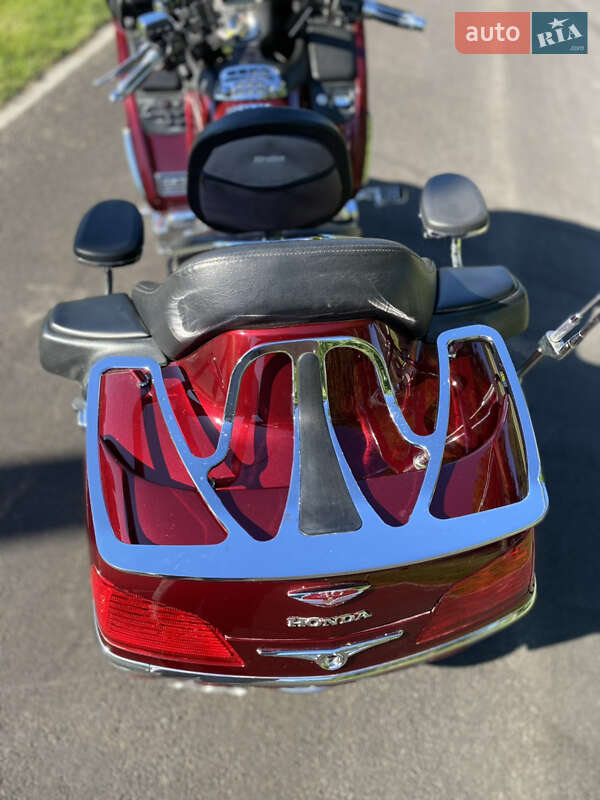 Мотоцикл Туризм Honda GL 1800 Gold Wing 2005 в Днепре