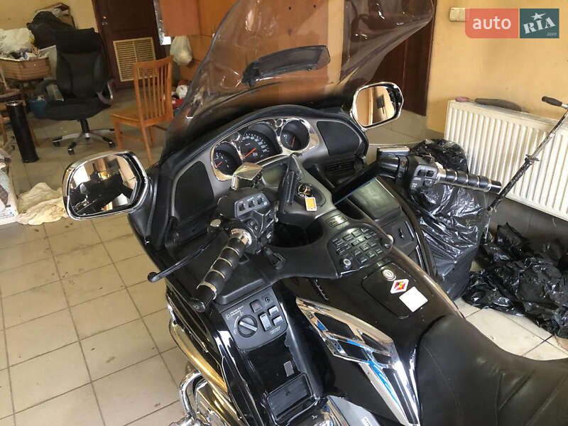 Мотоцикл Круизер Honda GL 1800 Gold Wing 2004 в Броварах