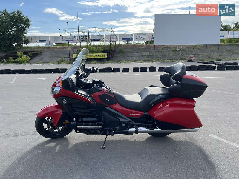 Мотоцикл Туризм Honda GL 1800 Gold Wing 2013 в Києві
