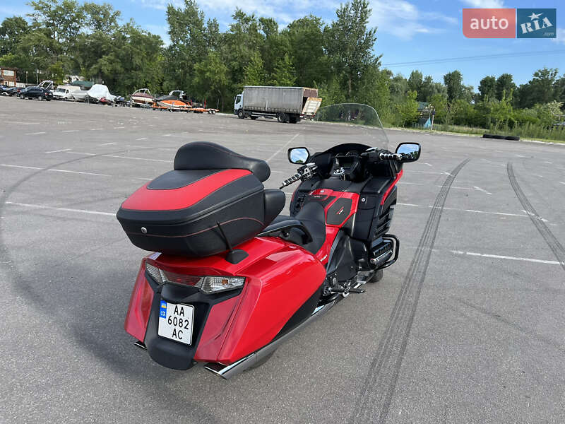 Мотоцикл Туризм Honda GL 1800 Gold Wing 2013 в Києві
