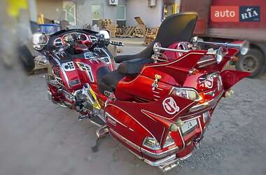Мотоцикл Туризм Honda GL 1800 Gold Wing 2004 в 