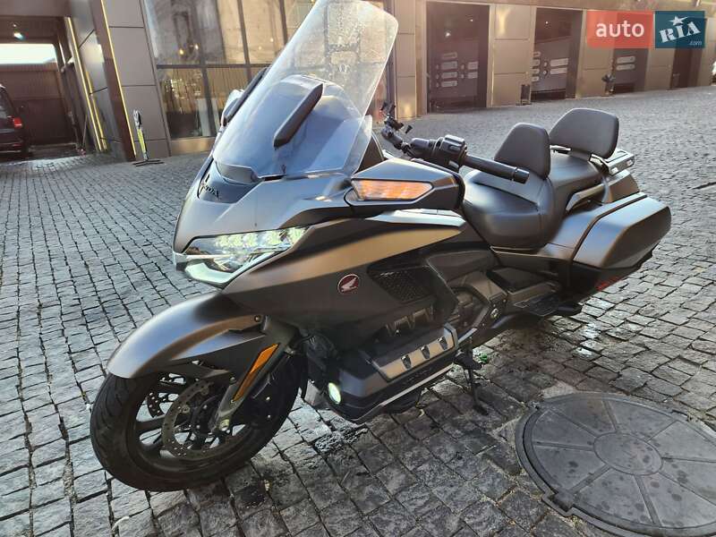 Мотоцикл Туризм Honda GL 1800 Gold Wing 2018 в Киеве