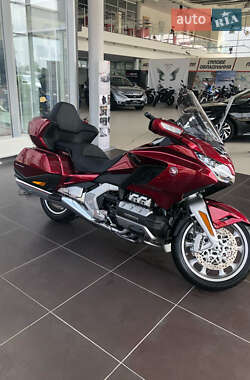 Мотоцикл Туризм Honda GL 1800 Gold Wing 2018 в 