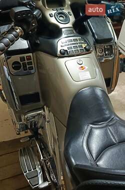 Мотоцикл Туризм Honda GL 1800 Gold Wing 2004 в 