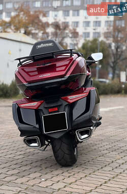 Мотоцикл Туризм Honda GL 1800 Gold Wing 2020 в 