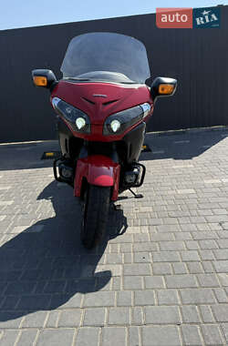 Мотоцикл Круизер Honda GL 1800 Gold Wing 2013 в 