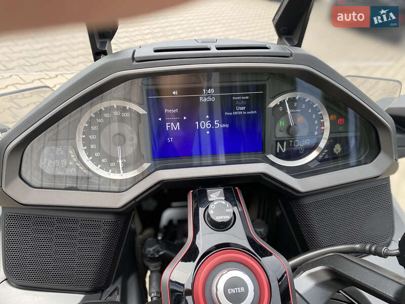 Мотоцикл Круизер Honda GL 1800 Gold Wing 2020 в Киеве фото 15 Мотоцикл Круизер Honda GL 1800 Gold Wing 2020 в Киеве