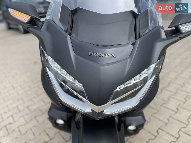 Мотоцикл Круизер Honda GL 1800 Gold Wing 2020 в Киеве фото 24 Мотоцикл Круизер Honda GL 1800 Gold Wing 2020 в Киеве