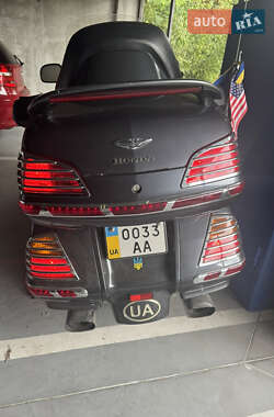 Мотоцикл Круизер Honda GL 1800 Gold Wing 2005 в 