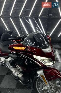 Мотоцикл Спорт-туризм Honda GL 1800 Gold Wing 2018 в 