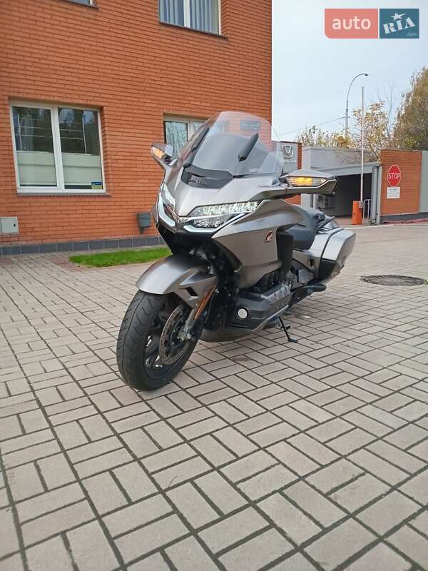 Мотоцикл Туризм Honda GL 1800 Gold Wing 2020 в Киеве фото 6 Мотоцикл Туризм Honda GL 1800 Gold Wing 2020 в Киеве