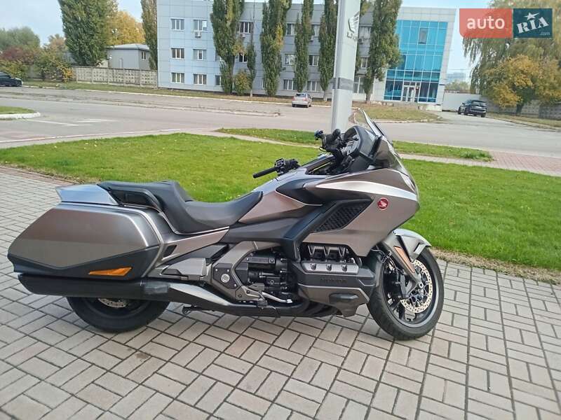 Мотоцикл Туризм Honda GL 1800 Gold Wing 2020 в Киеве фото 21 Мотоцикл Туризм Honda GL 1800 Gold Wing 2020 в Киеве