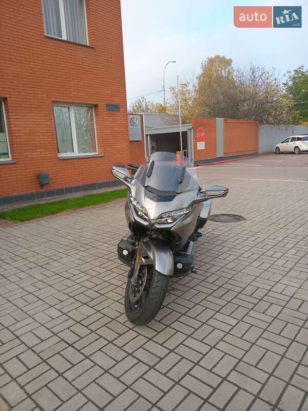 Мотоцикл Туризм Honda GL 1800 Gold Wing 2020 в Киеве фото 26 Мотоцикл Туризм Honda GL 1800 Gold Wing 2020 в Киеве