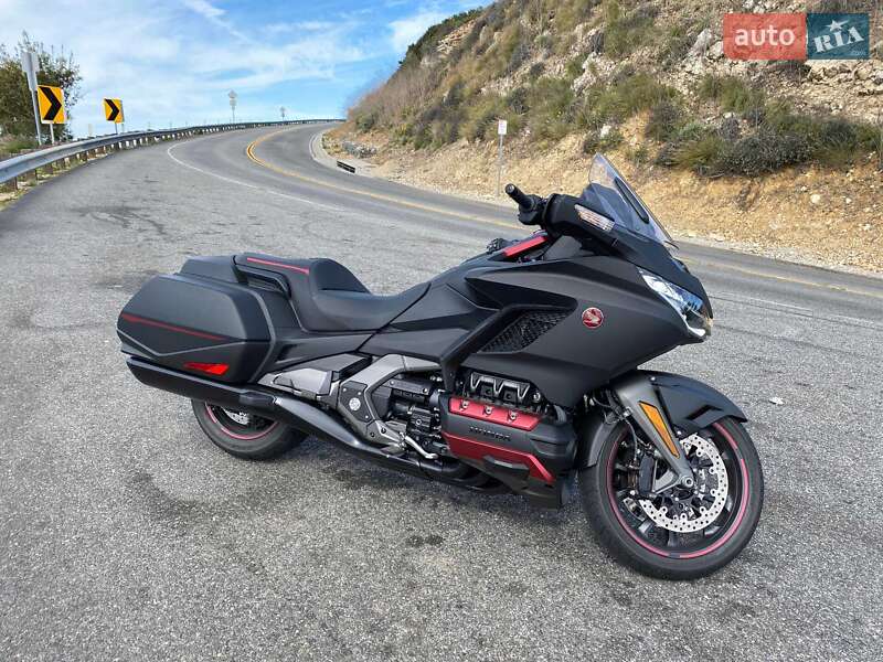 Мотоцикл Круизер Honda GL 1800 Gold Wing 2020 в Харькове фото Мотоцикл Круизер Honda GL 1800 Gold Wing 2020 в Харькове