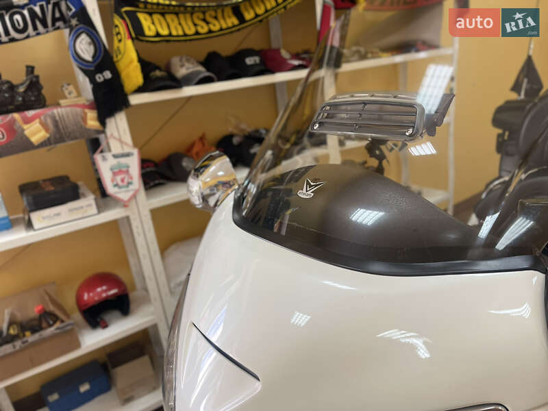 Мотоцикл Круізер Honda Gold Wing GL 1800 2008 в Києві