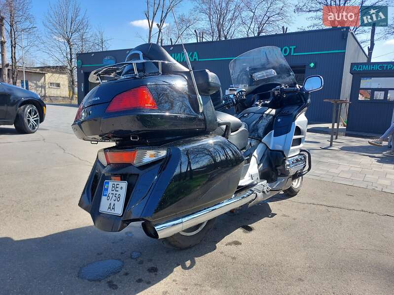 Мотоцикл Круизер Honda Gold Wing GL 1800 2012 в Кривом Роге