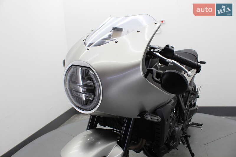 Кафе рейсер Honda Hawk 11 2023 в Гнивани