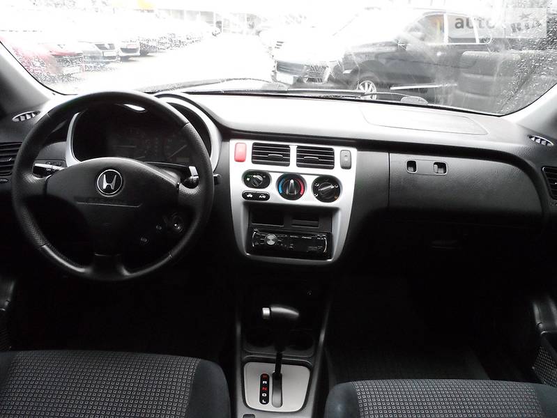 Внедорожник / Кроссовер Honda HR-V 2005 в Днепре фото 16 Внедорожник / Кроссовер Honda HR-V 2005 в Днепре