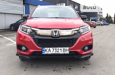 Внедорожник / Кроссовер Honda HR-V 2018 в Киеве